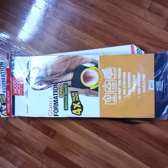 Model Model Braiding Hair 20" - Picture 6 of 8